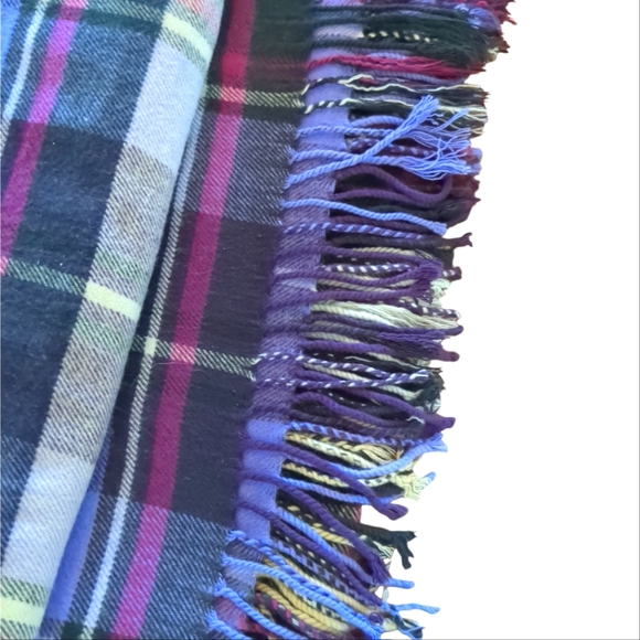 🌹3/15🌹 Purple Pink White and Tan Soft Warm Long Scarf with Fringe - Picture 1 of 4